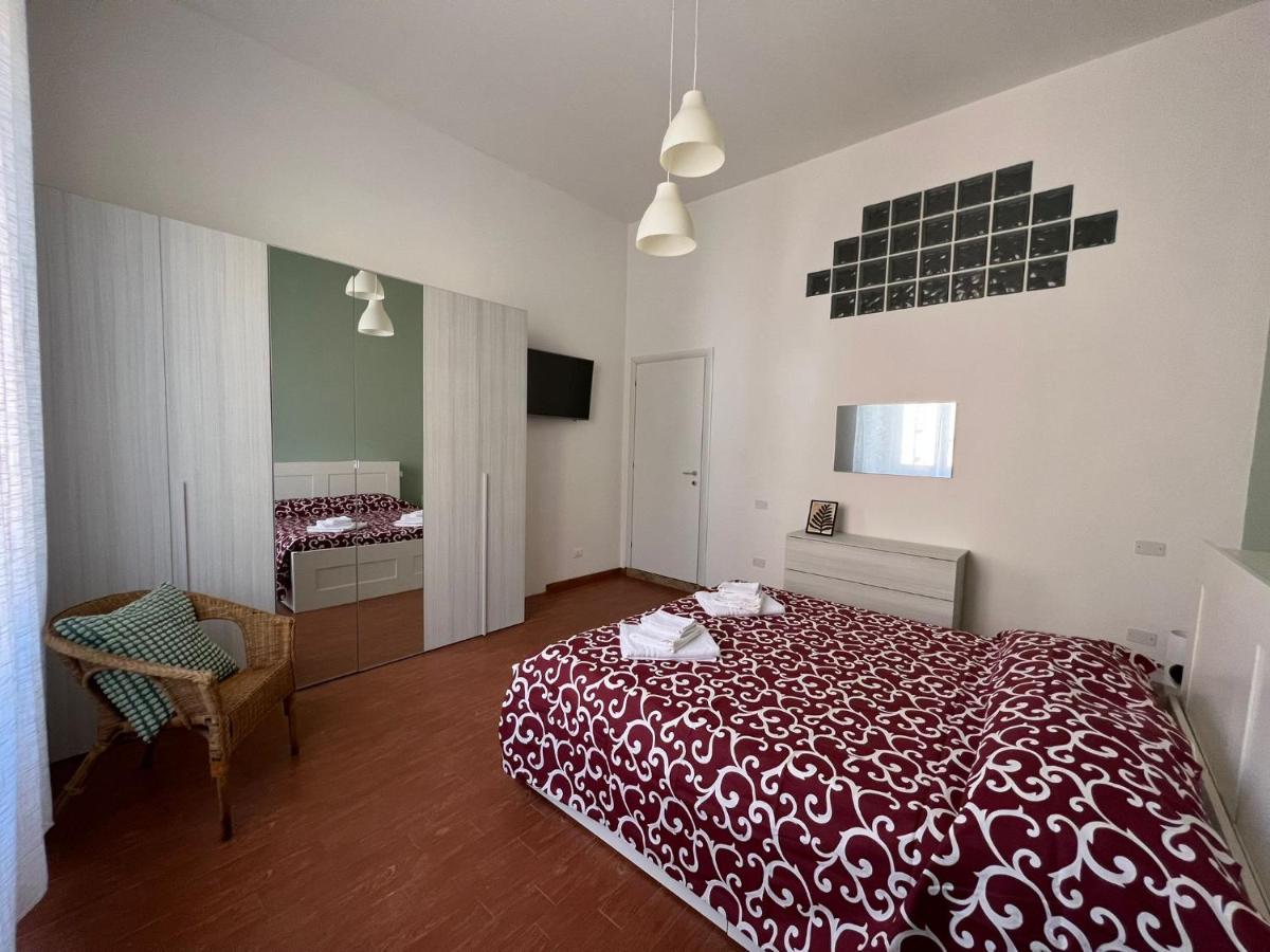 Spezialhouse Apartment Специя Екстериор снимка